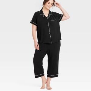 Auden Women's Cloud Knit Short Sleeve Collar Top and Cropped Pants Pajama Set